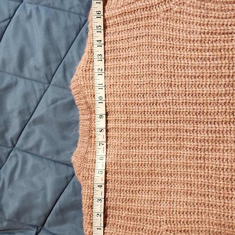 ASTR The Label Tina Pom Pom Sweater size S - Picture 14 of 16
